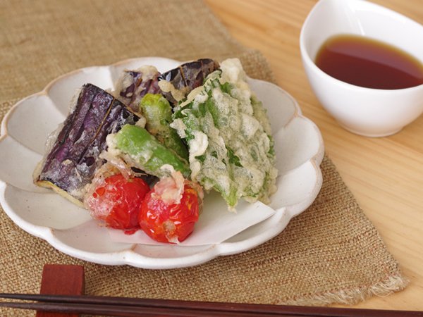 夏野菜の天ぷらの写真